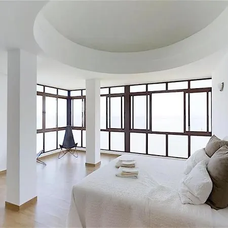 7005 Penthouse Very Spacious, High Standard, 3 Bed Appartamento