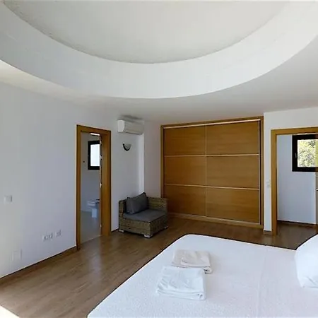 Appartamento 7005 Penthouse Very Spacious, High Standard, 3 Bed *