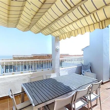 7005 Penthouse Very Spacious, High Standard, 3 Bed Appartamento *